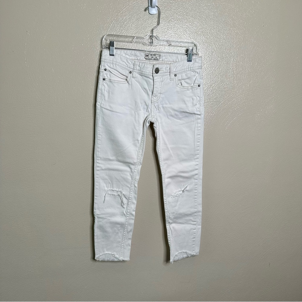 Free People White Distressed Raw Hem Ankle Cropped Jeans Size 26